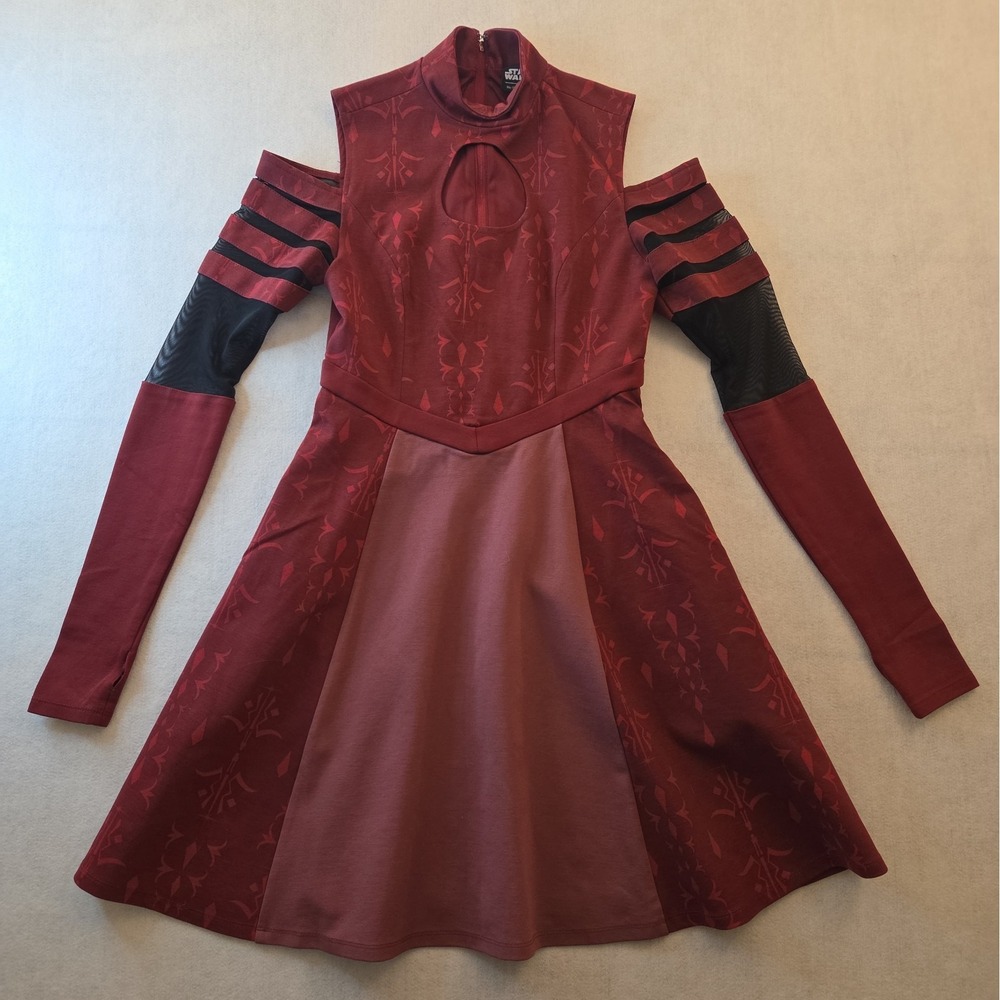 Star Wars Bhu Ahsoka Clone Wars Dress Costume Halloween Role Play Small